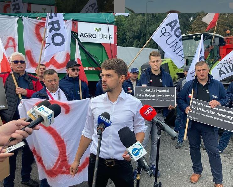 agrolajt.pl - “Będziemy stali, aż wywalczymy”. AGROunia rozpoczęła protesty